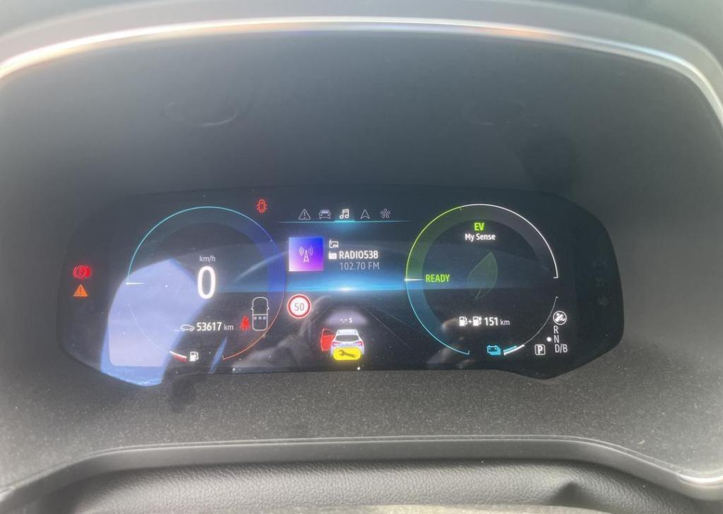 Renault Captur 1.6 e-tech plug-in hybrid 160 intens