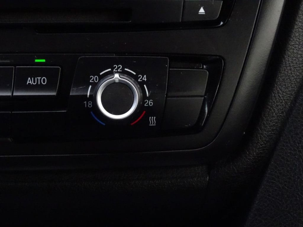 BMW 3-serie 320i executive