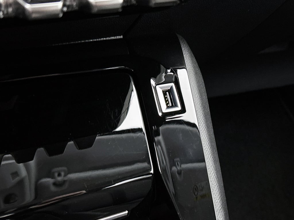 Peugeot 208 ev allure pack 50 kwh | navigatie | achteruitrijcamera | i-cock