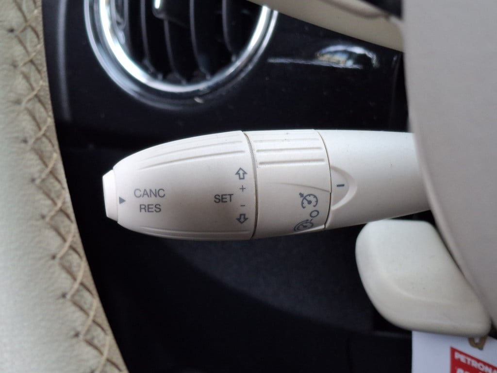 Fiat 500 1.2 lounge | airco | cruise | pano | leder
