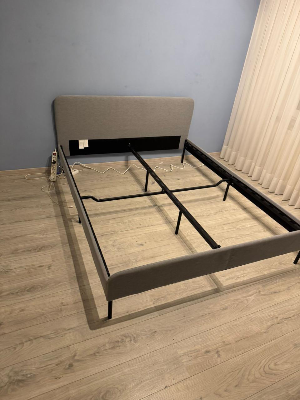 Compleet bed 160 x 200 cm inclusief lattenbodem en matras