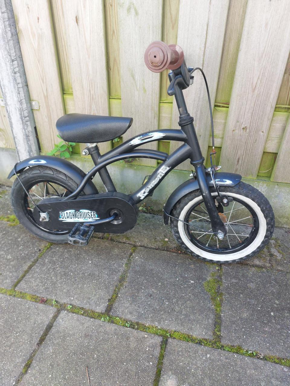 Kinder fietsje gereserveerd voor ana