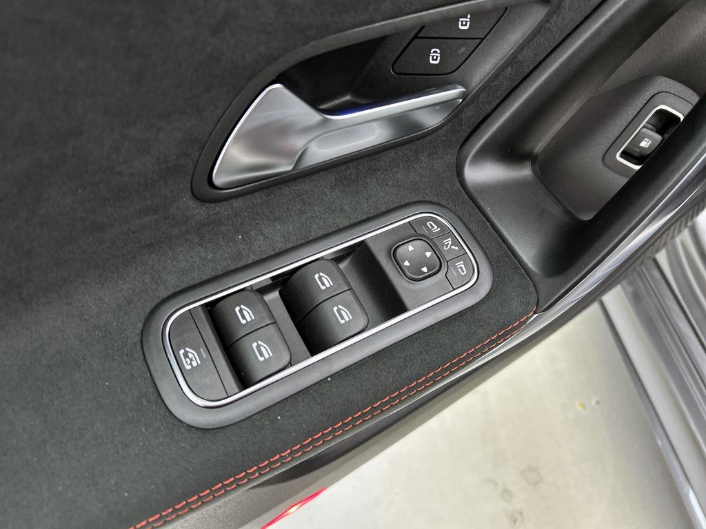 Mercedes-Benz Cla 250 e business solution amg | smartphone integratie | pan