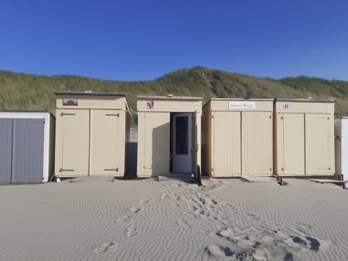 Strand huisje te HUUR  Oostkapelle rest Seizoen 2025