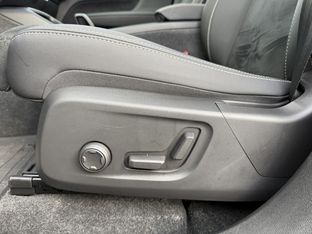 Volvo Ex40 ext.range ultra 82 kwh| panodak| trekhaak| 360camera| adap.cruis