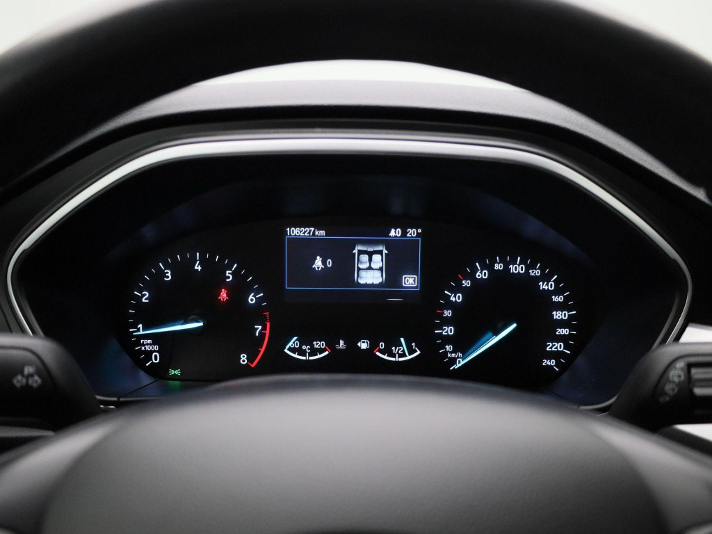 Ford Focus 1.0 ecoboost trend edition business navigatie - parkeersensoren 
