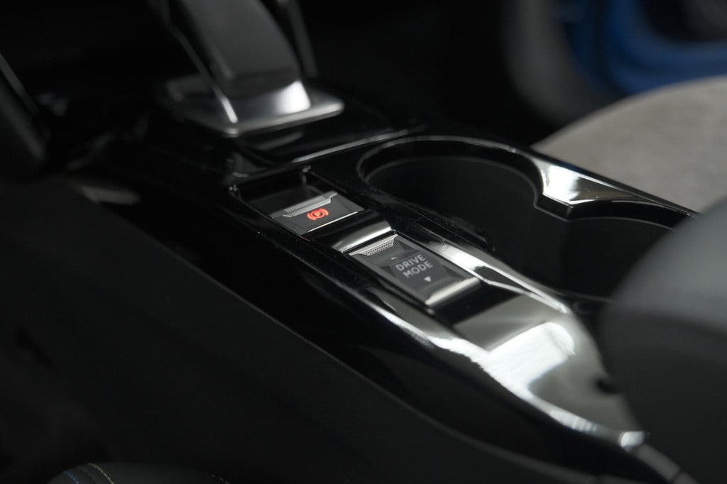 Peugeot 208 ev gt pack 50 kwh | camera | adapieve cruise control | stoelver