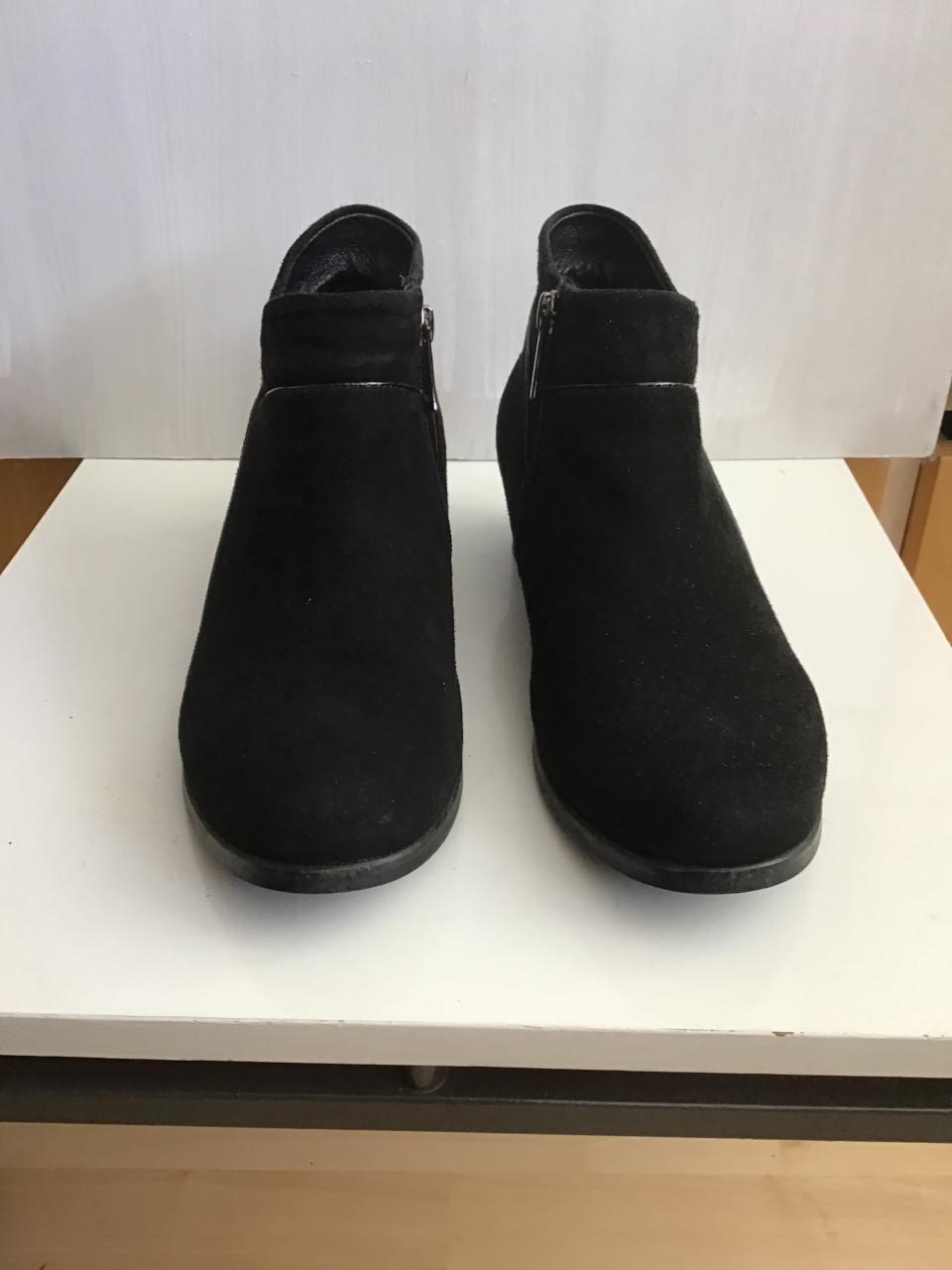 Enkellaarsjes Footnotes zwart