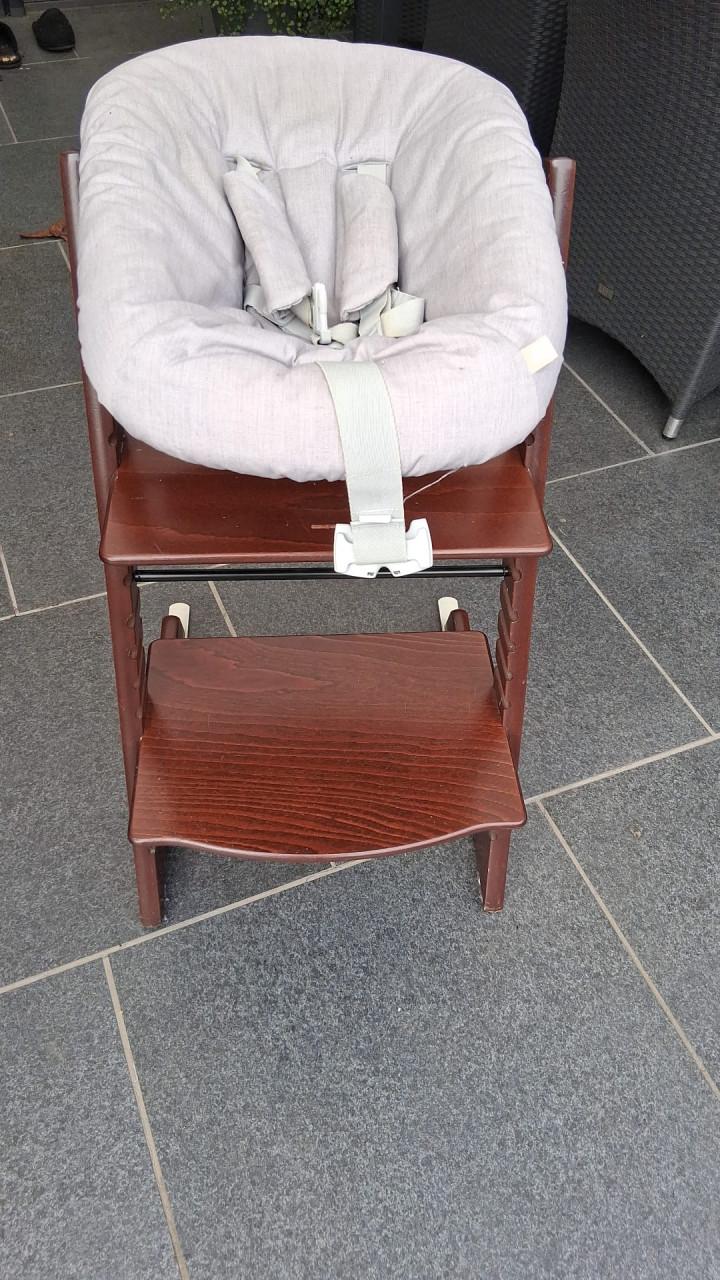 Te koop stokke trip trap met new Born set zgan