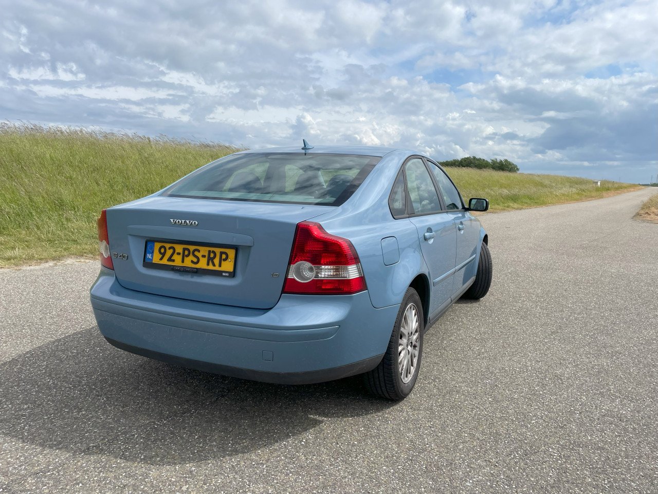 Volvo S40 (2004) | APK tm 03-2026 | nieuwe koppeling | nieuwe dakhemel