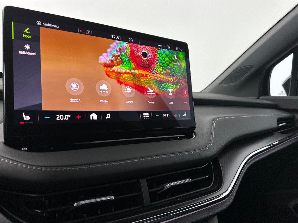 Skoda Enyaq Iv 60 sportline sportline elektromotor 132 kw / 179 pk suv elek