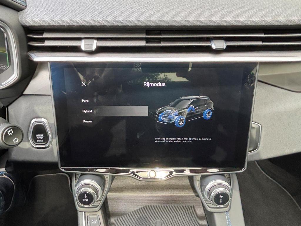 Lynk & Co 01 1.5td 261pk phev 7dcth|360gr camera|infinity sound| schuifdak|