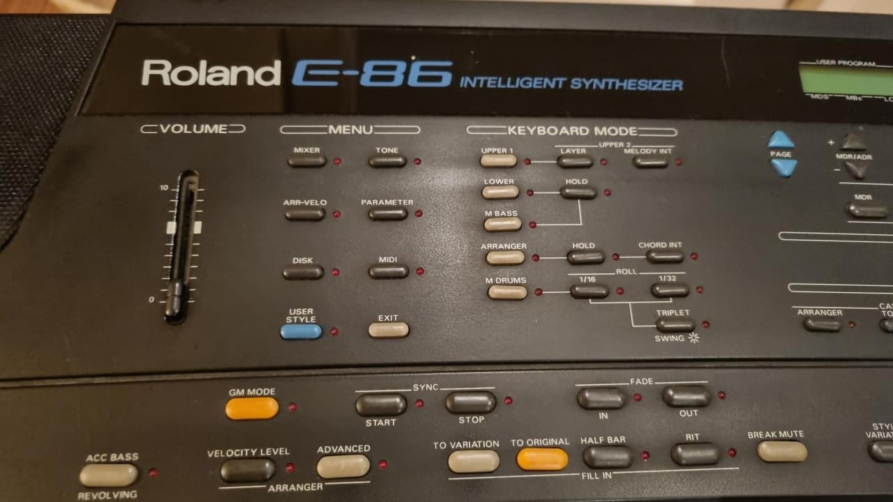 Keyboard Roland