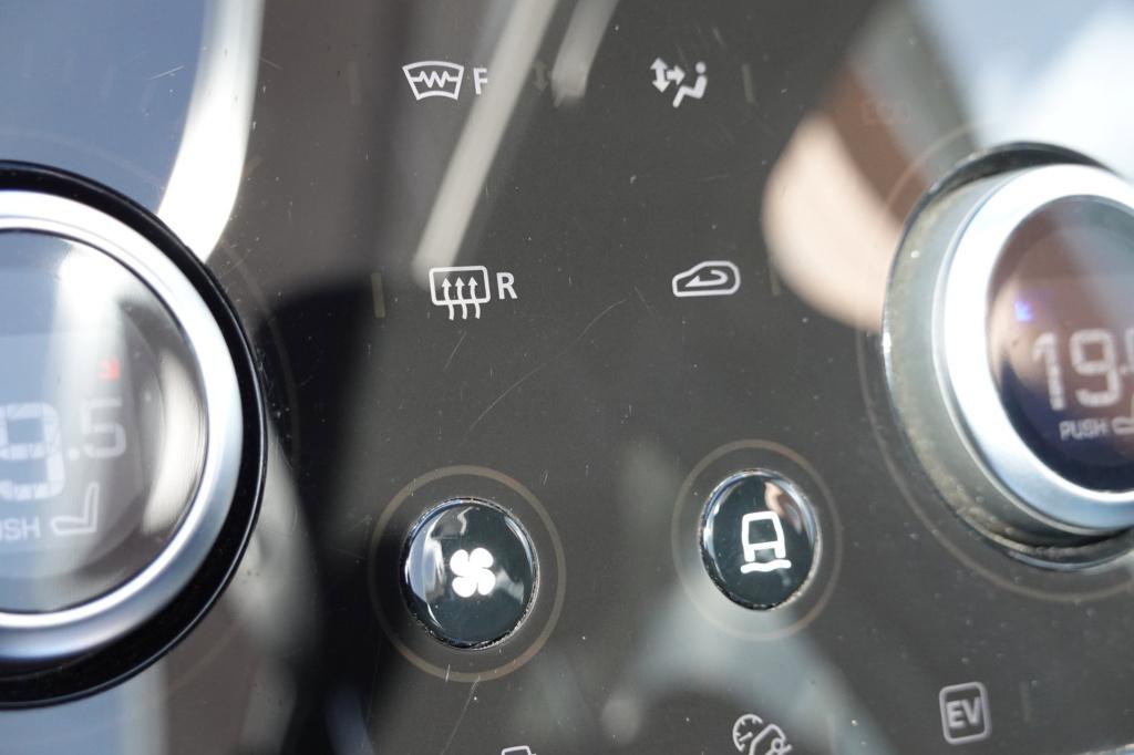 Land Rover Discovery p300e 1.5 r-dynamic hse