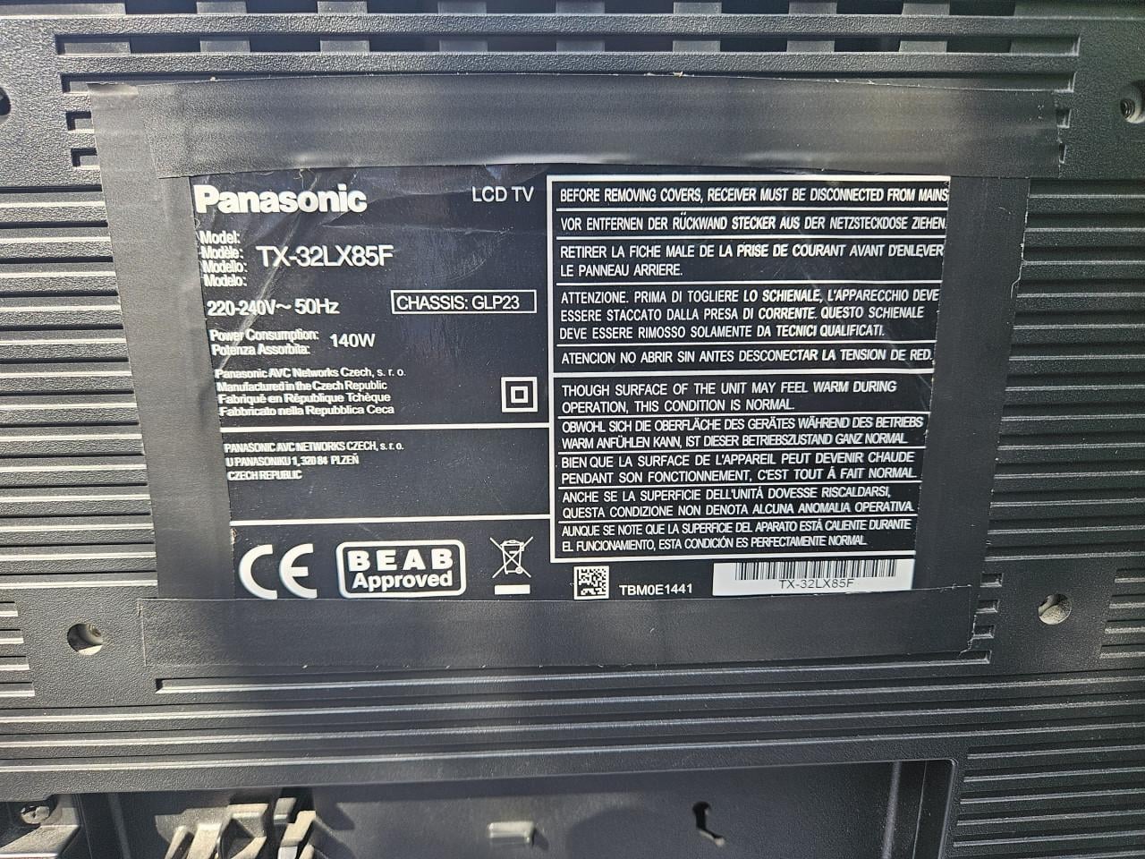 Panasonic LCD TV 32" (81 cm) TX-32LX85F