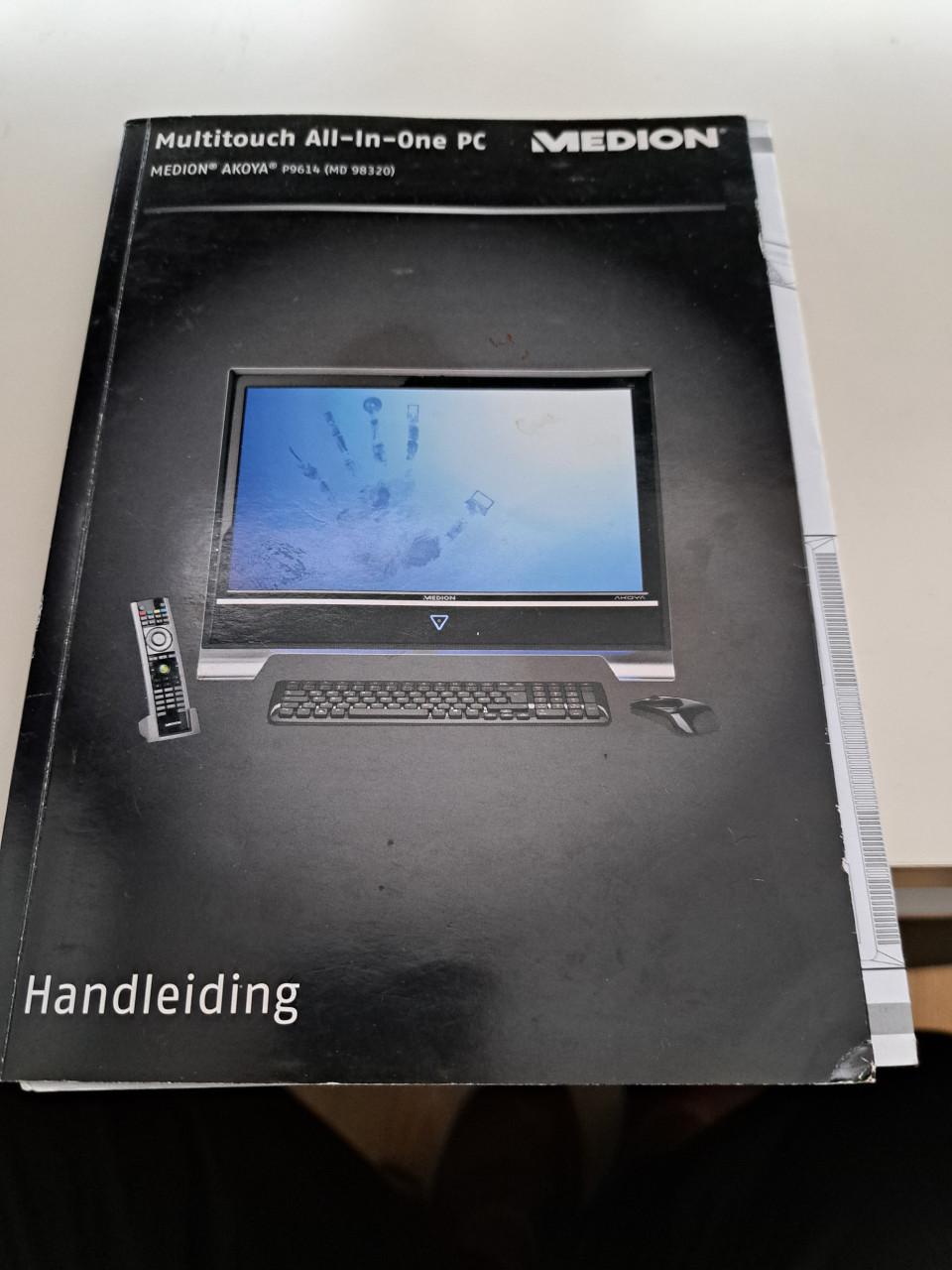 Medion touchscreen all in one.