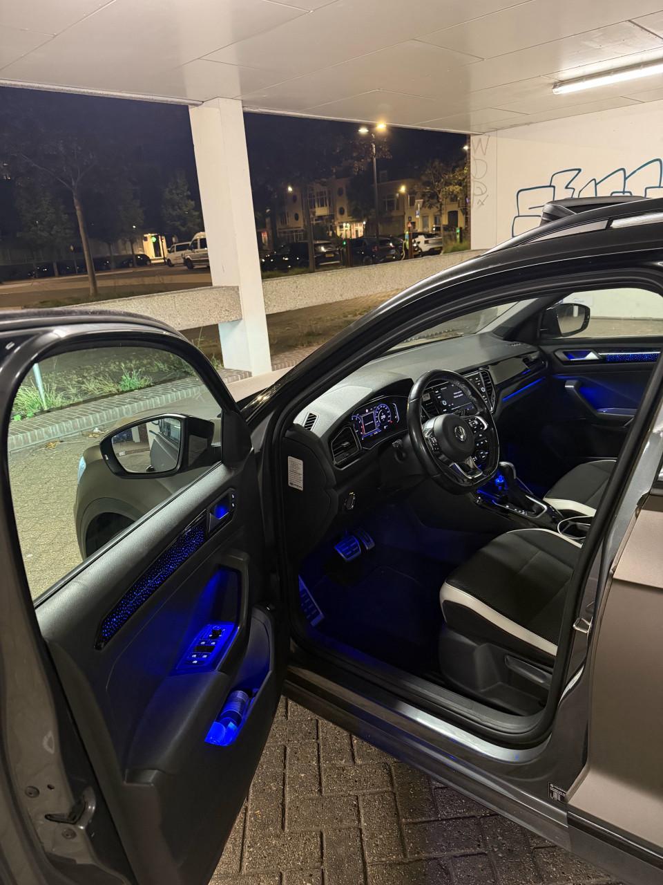 Volkswagen T-Roc R line 1.5 TSI 150pk 7-DSG 2019 Grijs