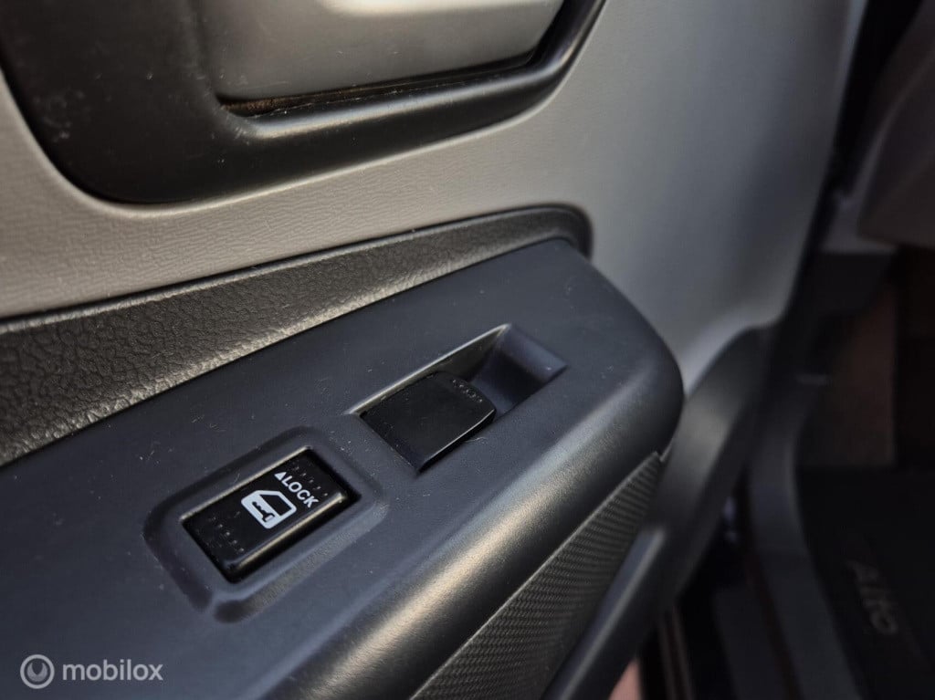 Suzuki Alto 1.0 / 5-deurs / airco