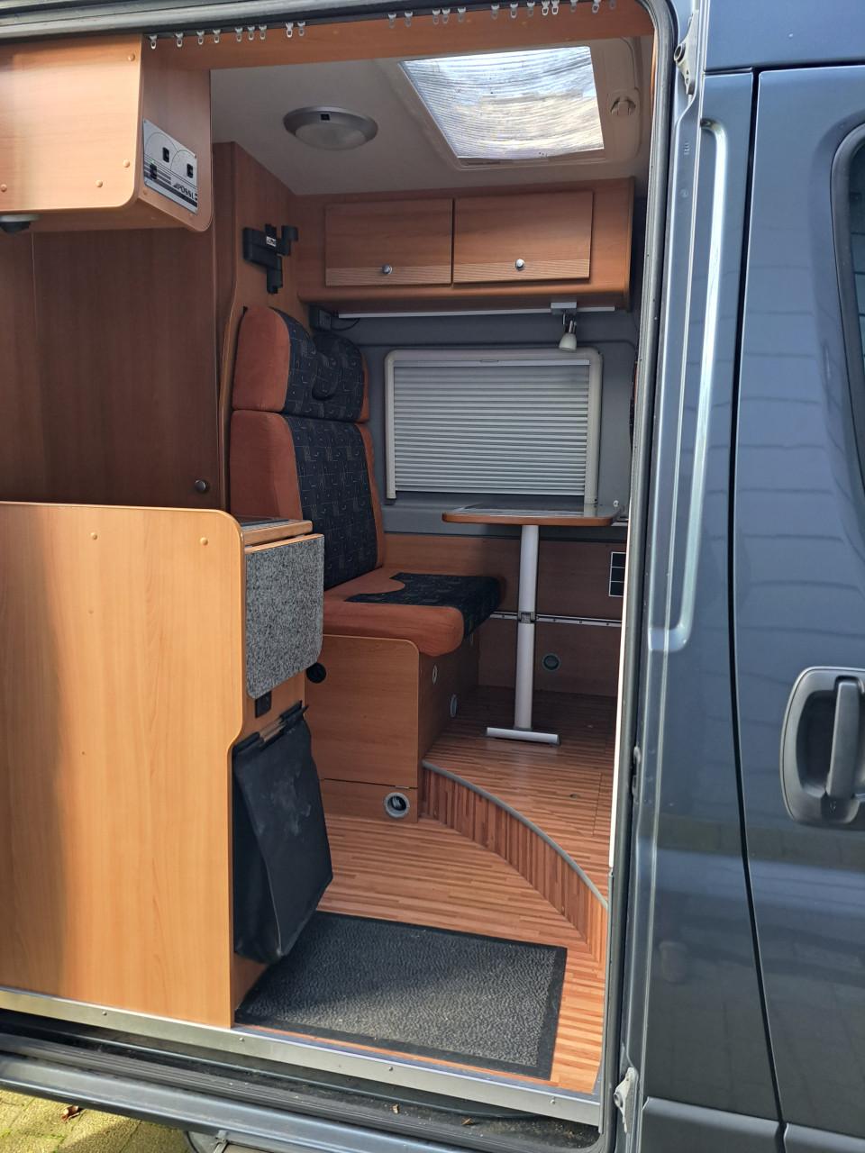 Pössl 2Win 600 | Automaat | Lage km-stand | Veel Extra`s