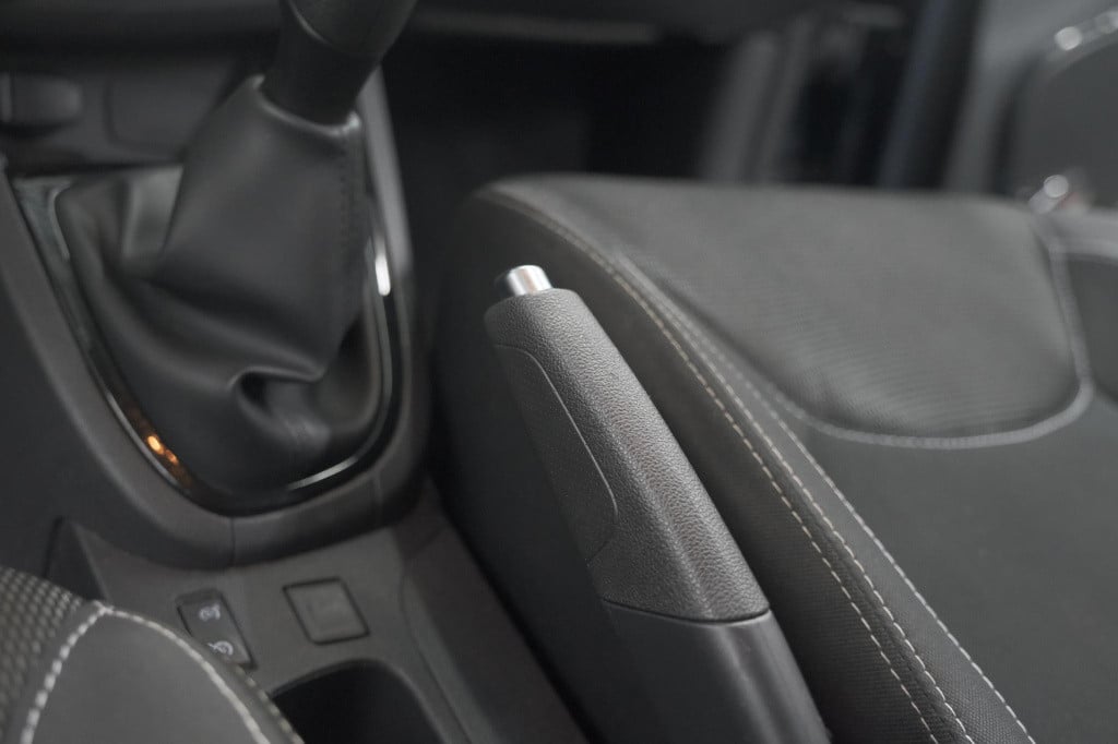 Renault Clio tce 90 limited | navigatie | parkeersensoren | cruise control 