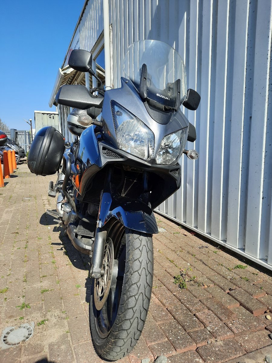 Suzuki VStrom 1000 uit 2007 met veel extra's
