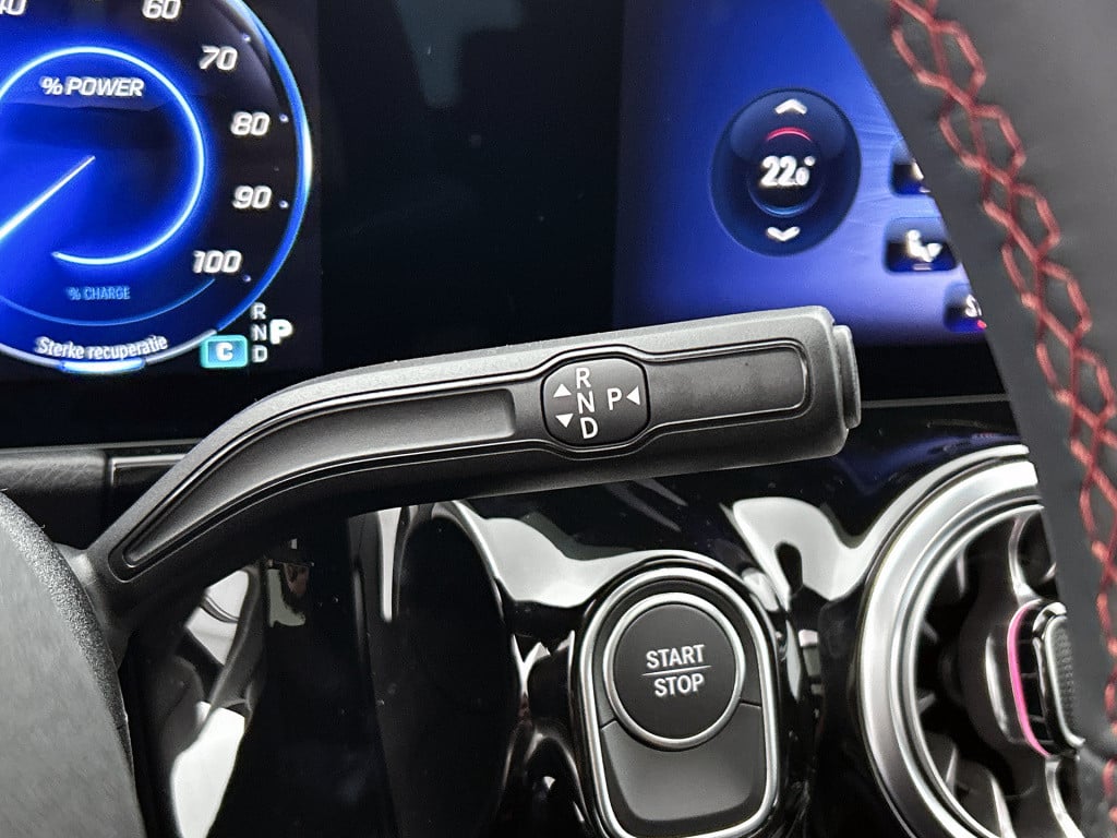 Mercedes-Benz Eqa 250+ business solution amg 71 kwh | premium pakket | trek
