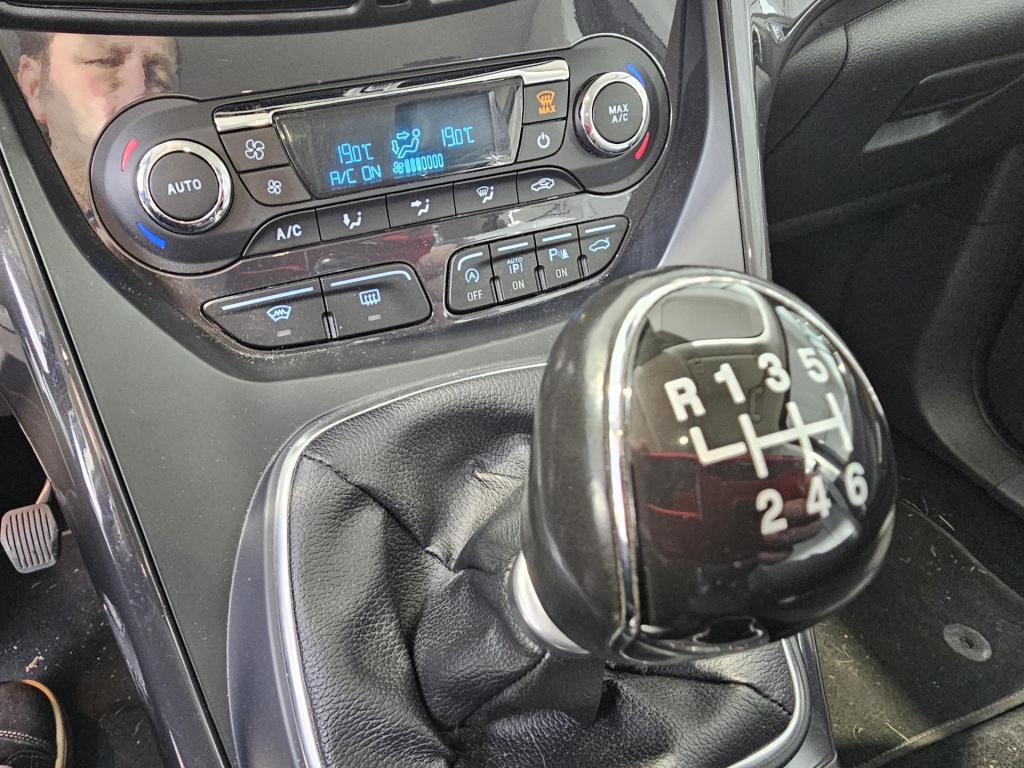 Ford Kuga 1.5 titanium