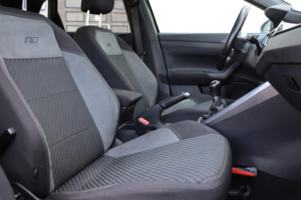 Volkswagen Polo 1.0 tsi highline r-line 95pk
