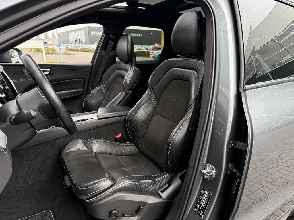 Volvo XC60 t8 390pk recharge r-design| panodak| luchtvering| trekhaak| came