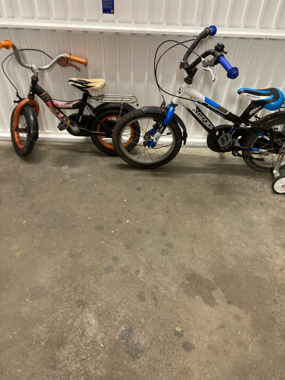 2 kinderfietsjes 12 en 16 inch