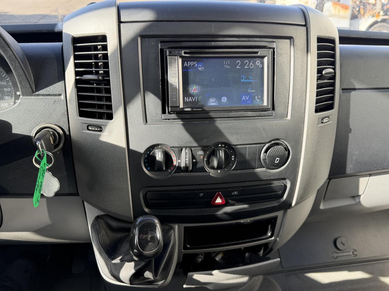 Volkswagen Crafter 2.5 TDI Oprijwagen AUTOMAAT NAP ! ! !