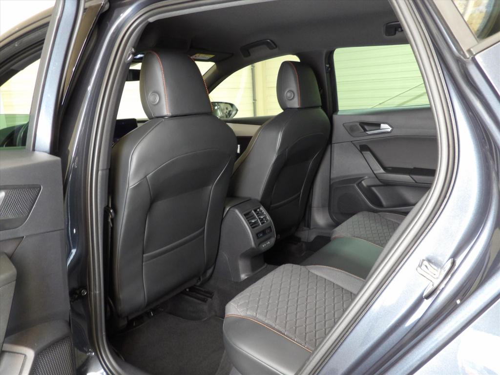 Seat Leon 1.5 tsi 150pk fr