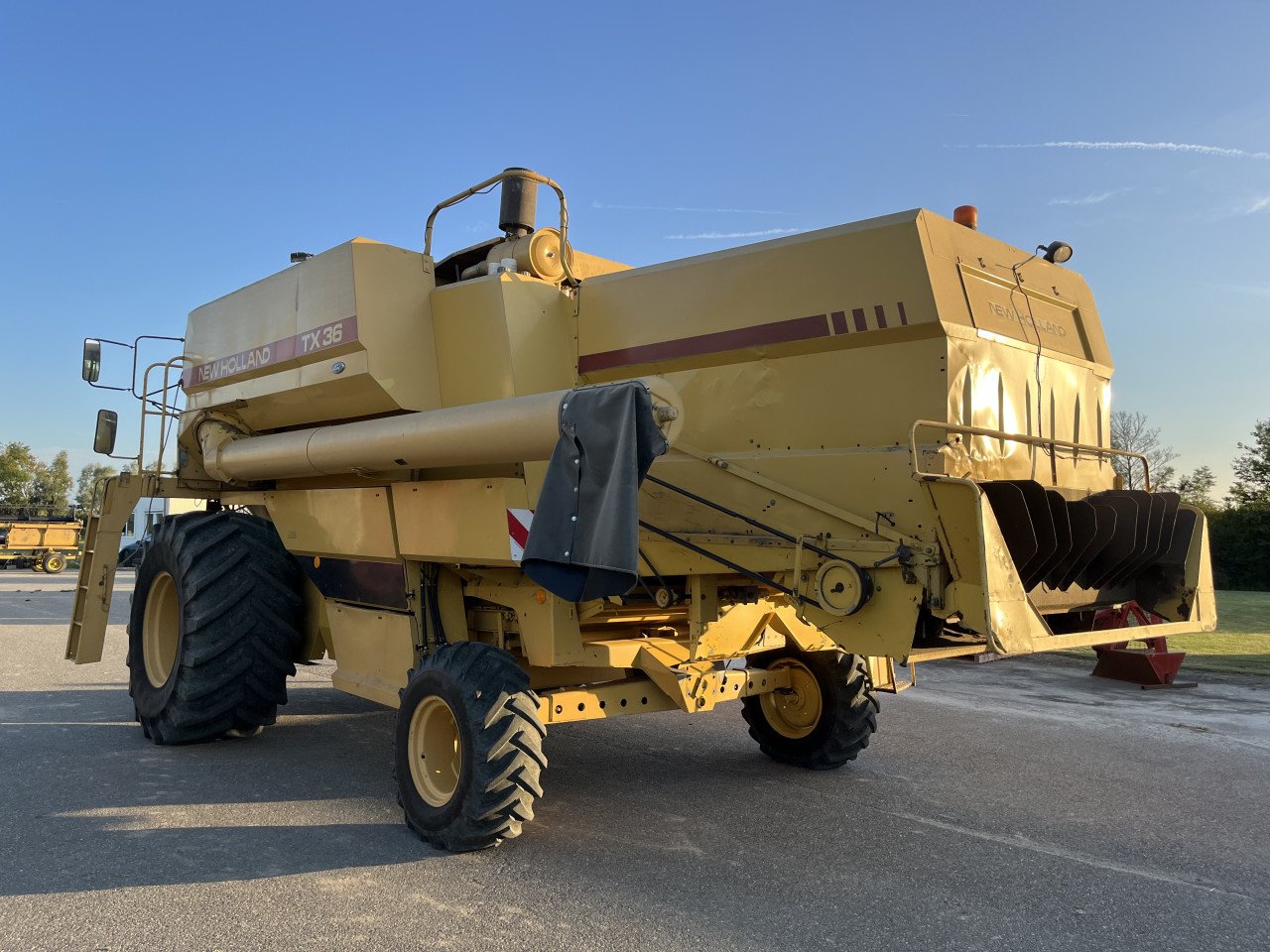 New Holland TX36 maaidorser