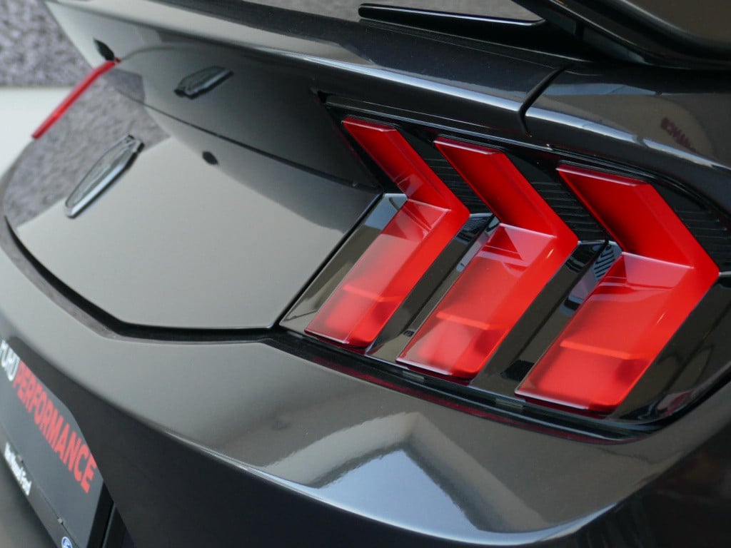 Ford Mustang fastback 5.0 v8 dark horse | direct uit voorraad | uniek |