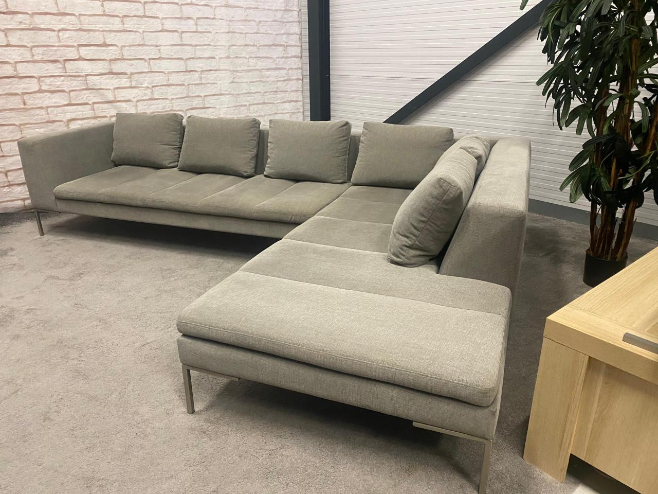 GRATIS LEVERING HEEL NL Montel Taupe Stoffen Hoekbank