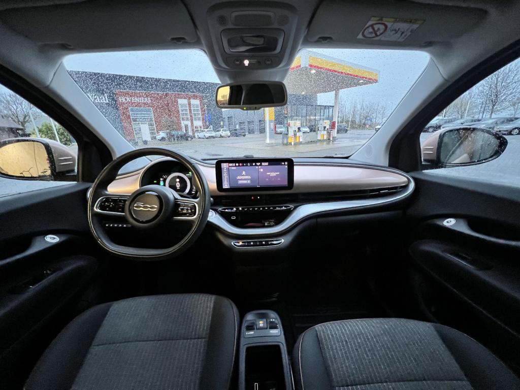 Fiat 500 icon 42 kwh | apple/ android carplay | camera | nav | cruise contr