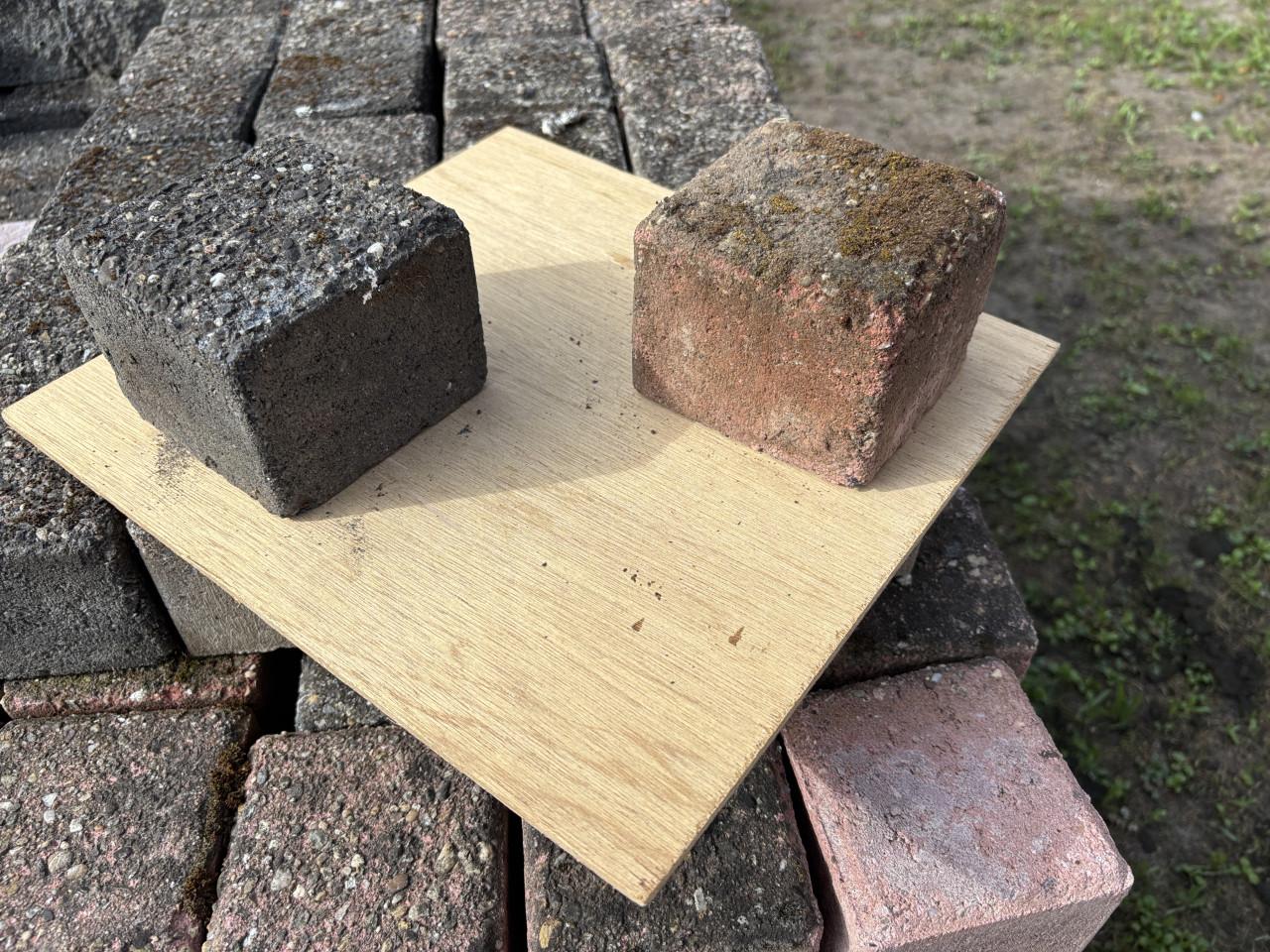 10x10x8 tegels