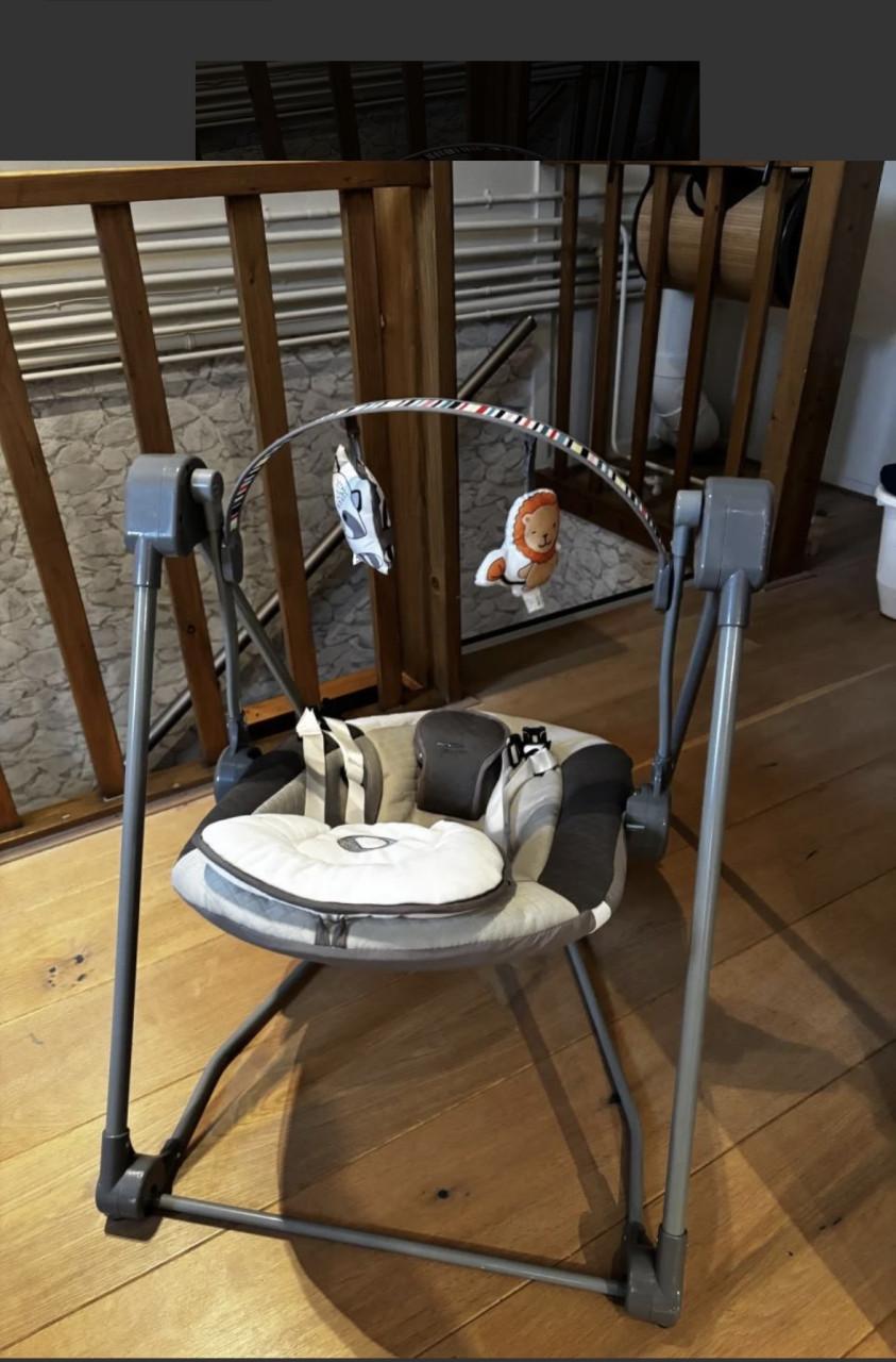 Baby schommelstoel  automatisch