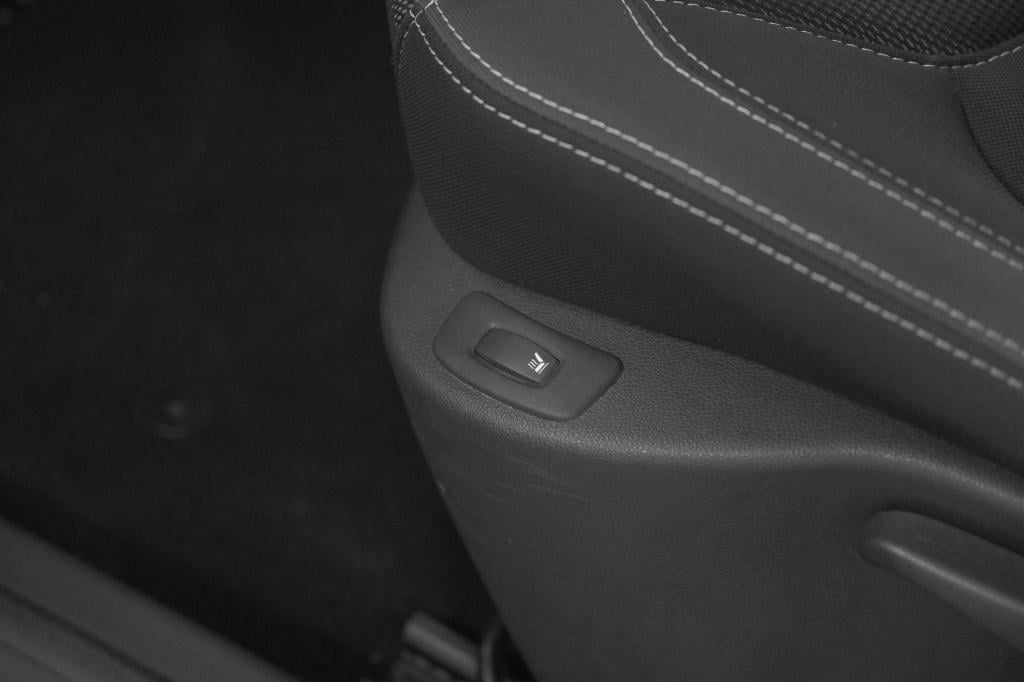 Renault Clio estate tce 90 limited | trekhaak | apple carplay | parkeersens