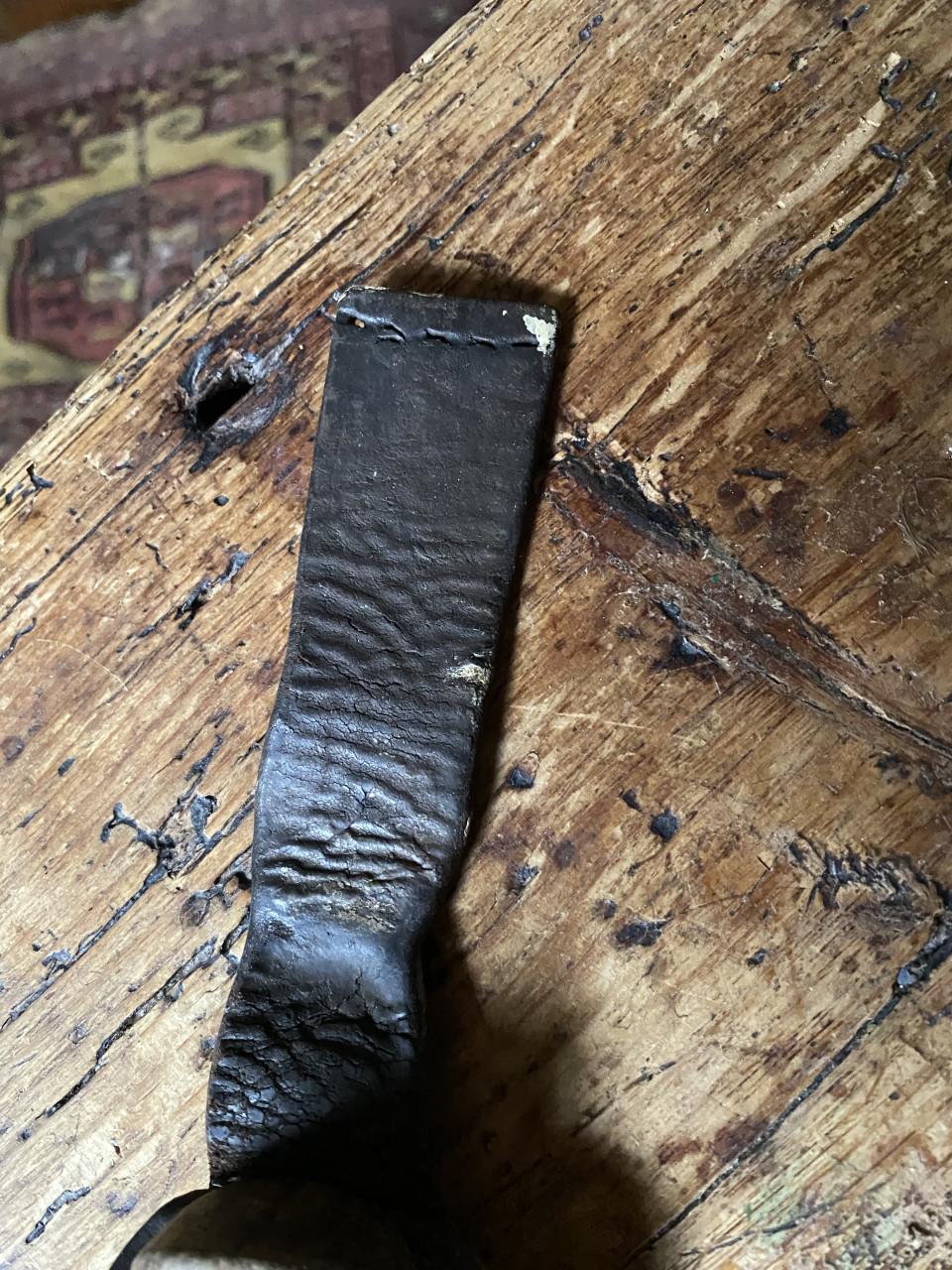 Oud boerenmes met schede