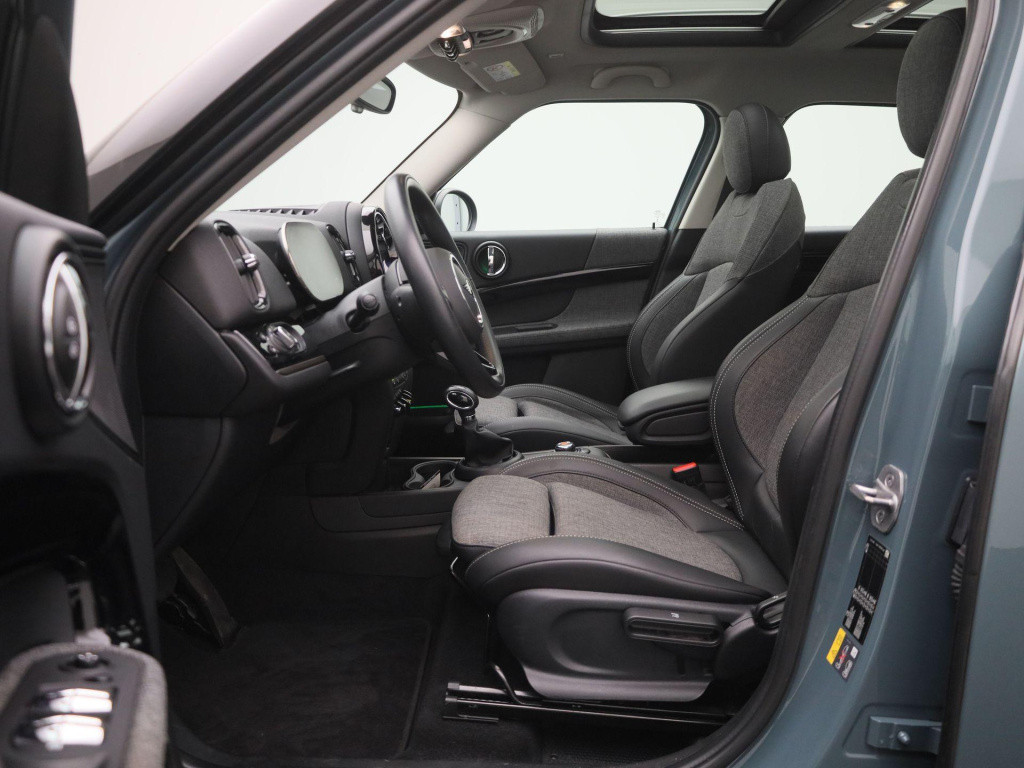 Mini Countryman 2.0 cooper s e all4 | navigatie | verwarmde stoelen | elekt