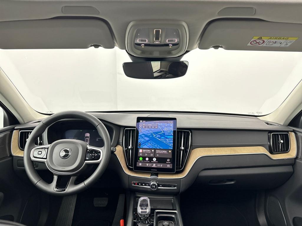 Volvo XC60 t6 398pk recharge ultra dark|