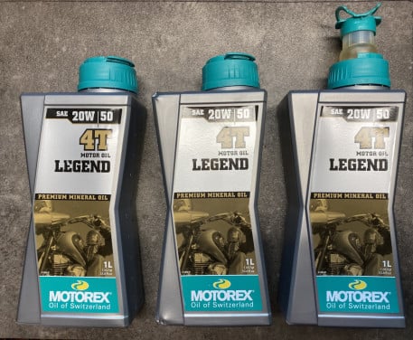 Te koop: Motorex olie 20W50