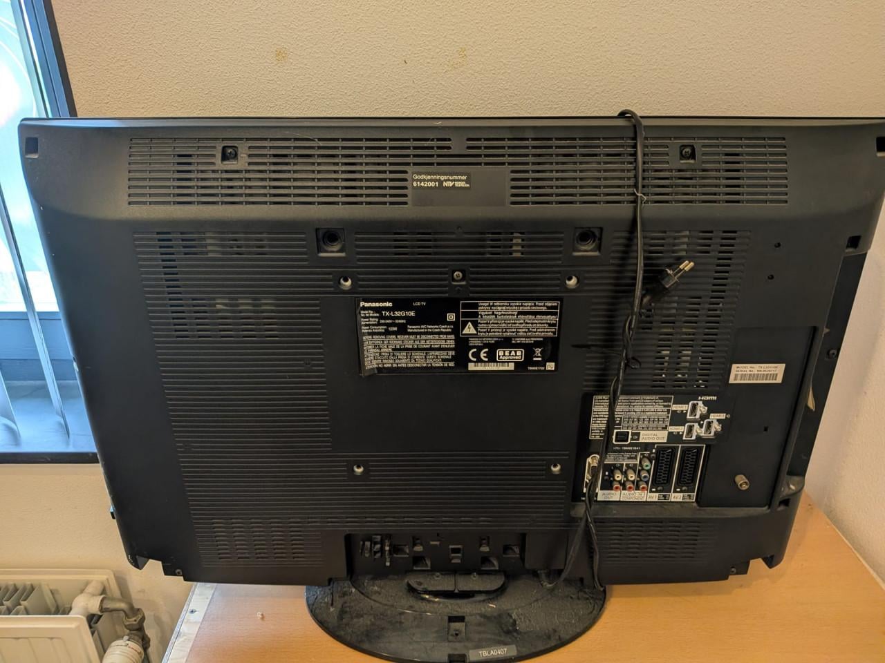 Panasonic 32 inch tv