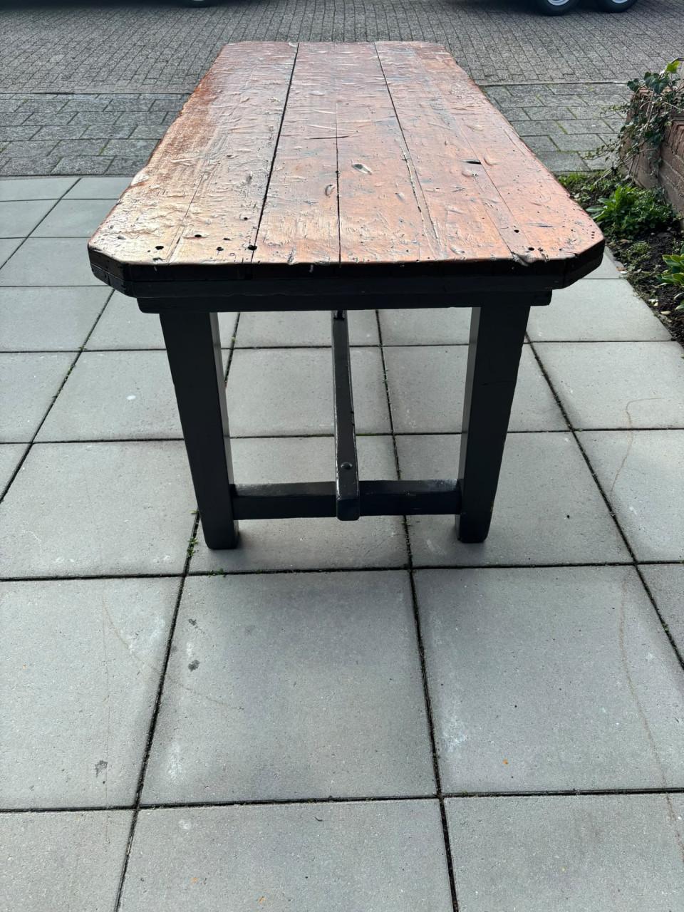 Antieke massieve boerentafel