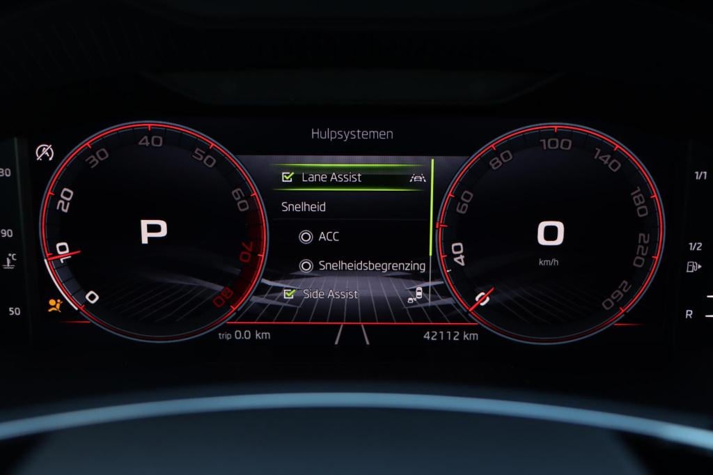Skoda Karoq 1.5 tsi act sportline business 150pk dsg7