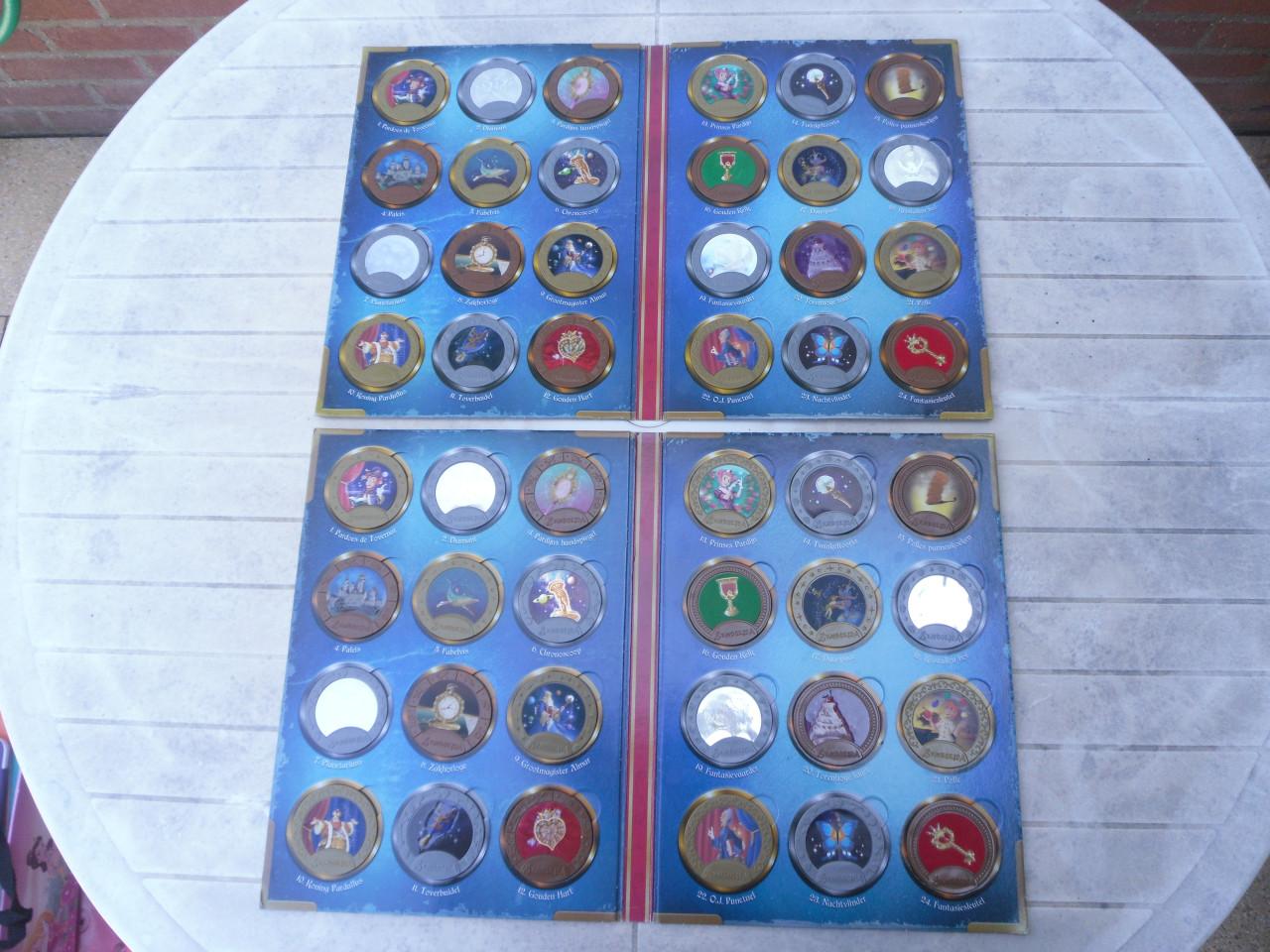 2 VERZAMELALBUMS EFTELING   [  2 DEZELFDE  ]