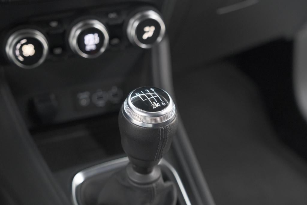 Renault Captur tce 90 intens | trekhaak | camera | navigatie | parkeersenso