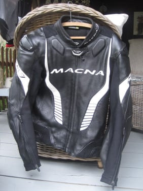 Motorjas Macna  maat 52