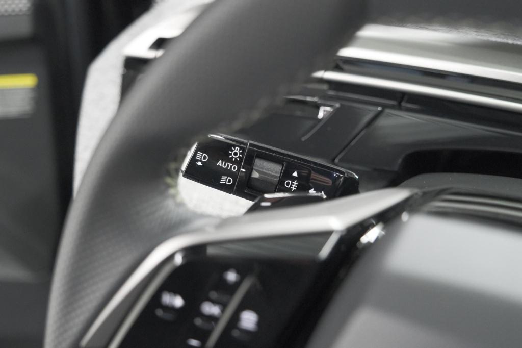 Peugeot 3008 1.2 hybrid 136 gt | pack winter | camera | adaptieve cruise co